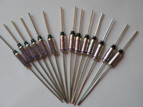 JDTFUSE 電壓不穩(wěn)定使用保險絲做過載保護