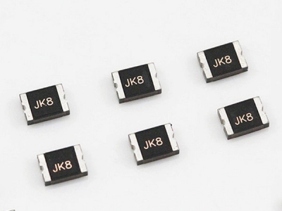 1812SL系列低內(nèi)阻自恢復保險絲